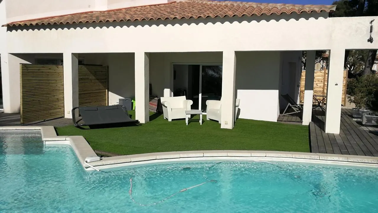 Loft Estella Laouque Holiday home
